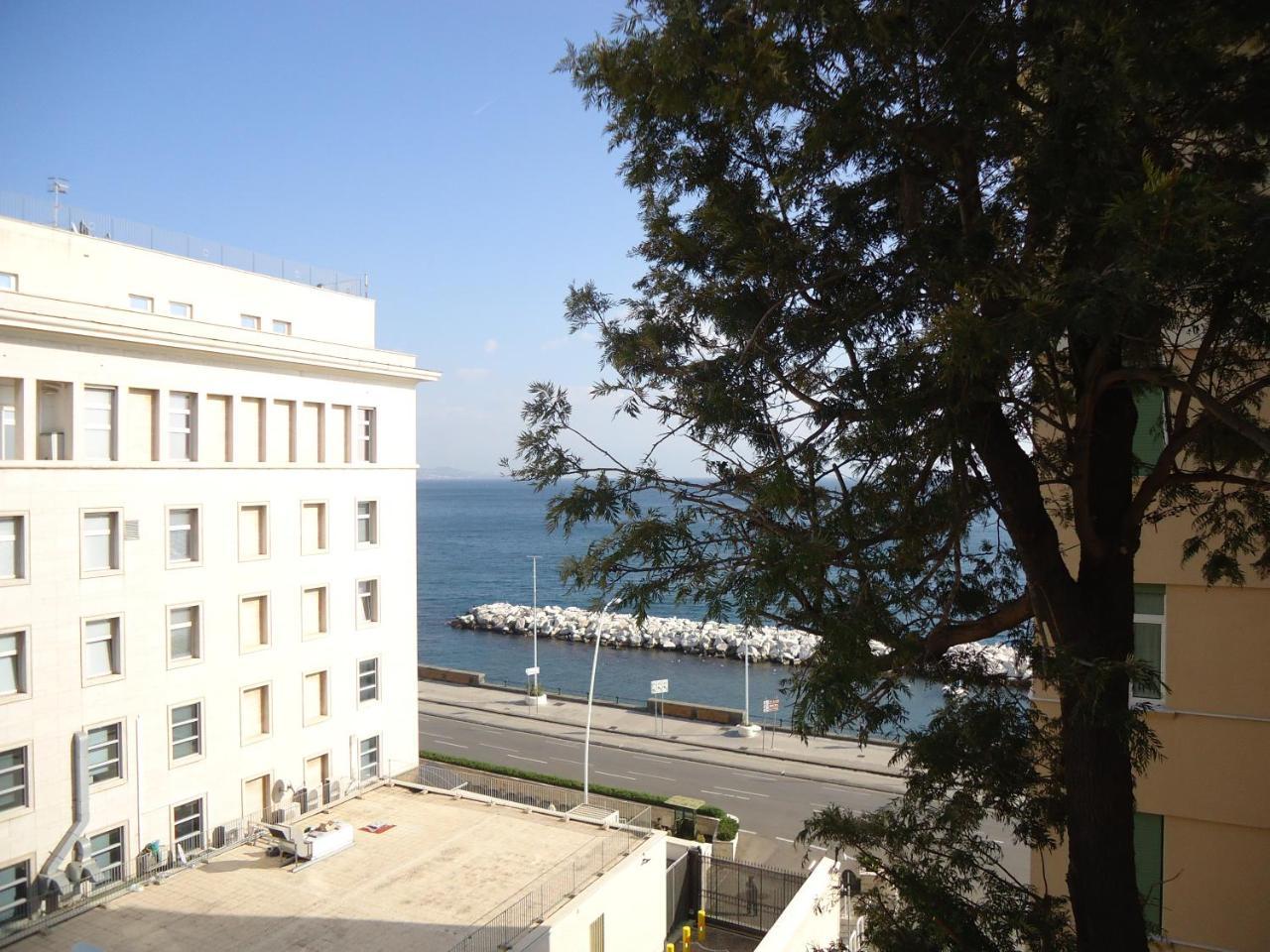 YouRelais Pergolesi Naples Extérieur photo